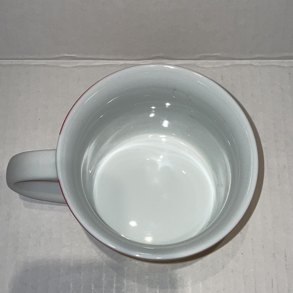 “Never Quit” coffee Mug by CasaModerna - Picture 6 of 6